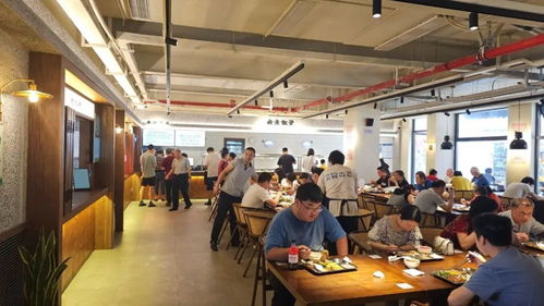 为方便干部职工,每天数百人到县政府食堂就餐,打造有温度的'政务中心',提升工作效率及员工满意度 为方便干部职工,每天数百人到县政府食堂就餐,打造有温度的'政务中心',提升工作效率及员工满意度